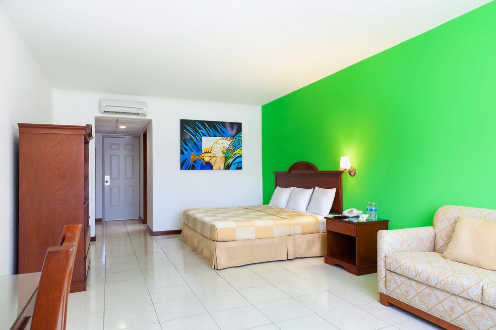 Costa Maya Inn มาอาอวล ภายนอก รูปภาพ